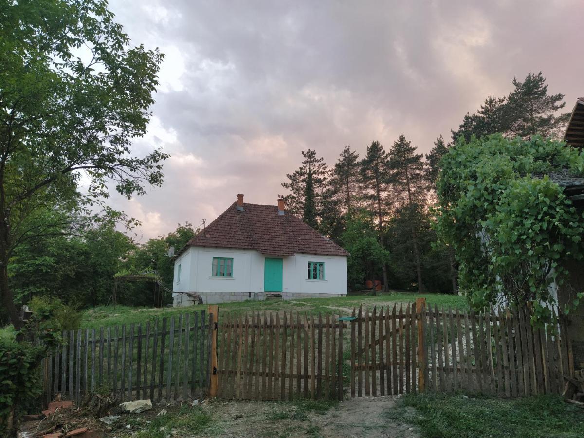 Vacation House Stala La La Pozega Екстер'єр фото